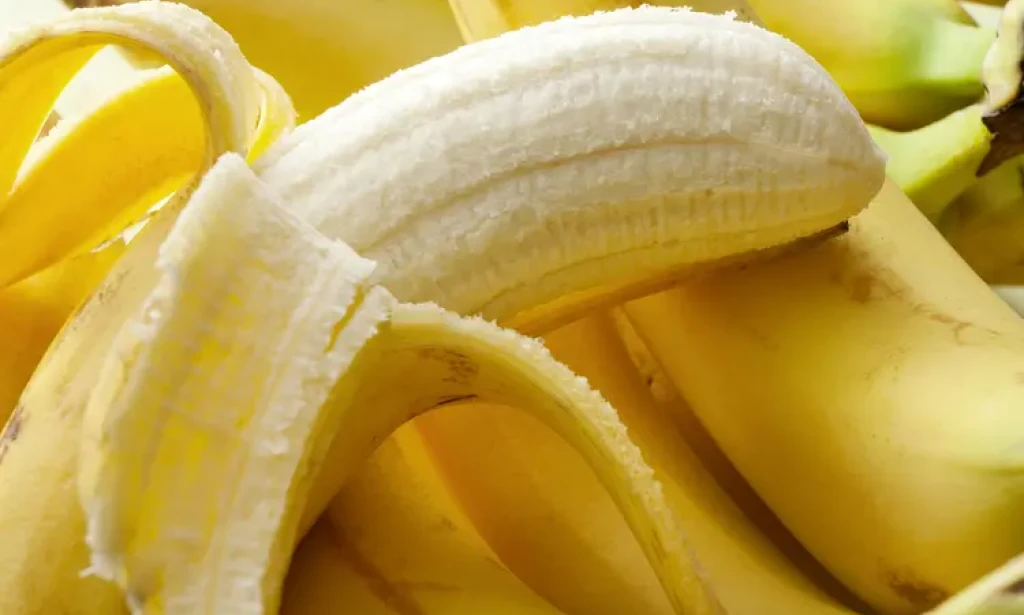 🍌 Bananas: Nature’s Golden Fruit — Health Benefits, Nutritional Facts & More