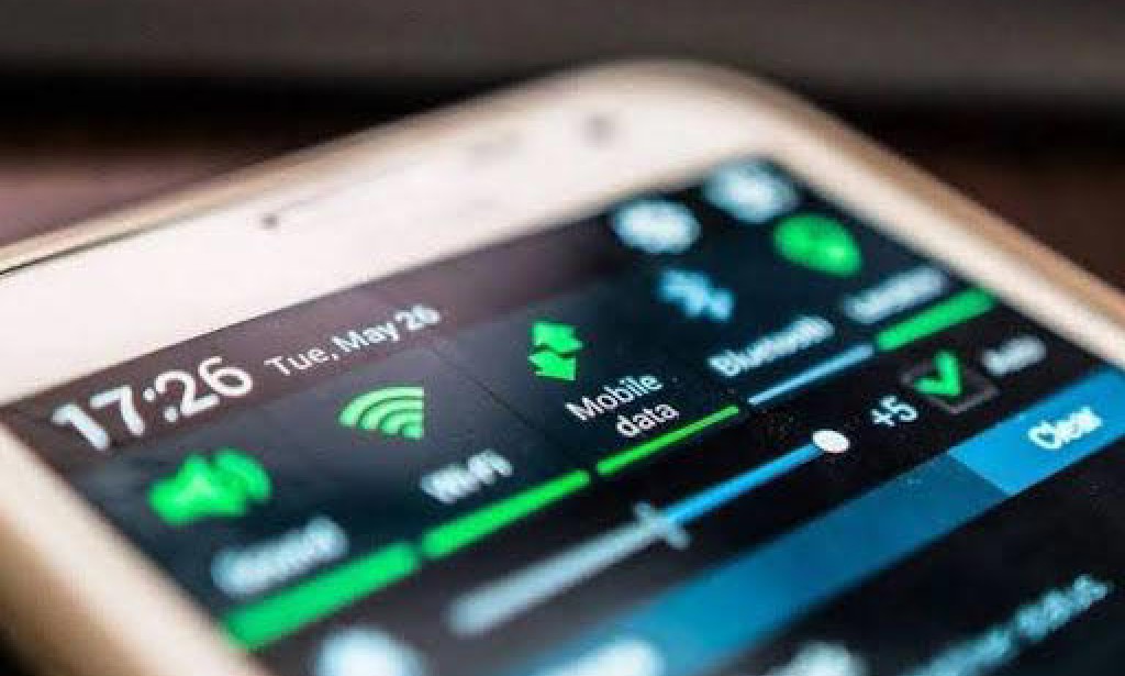 Smartphone hacks that save data